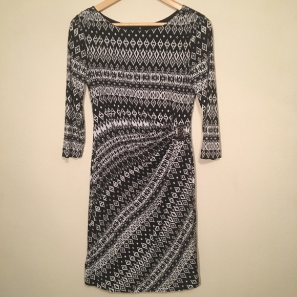 Tahari Dresses & Skirts - Black and white stretch dress